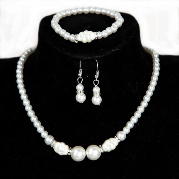 White Pearl Necklace Earrings Bracelet Set