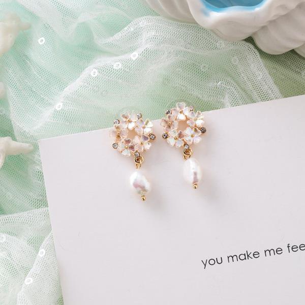 Fairy White Flower Pearl Tassel Dangle Earrings