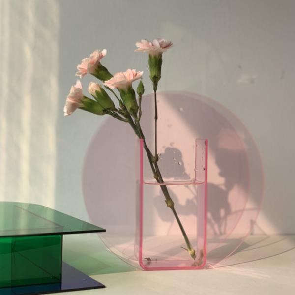 Pink Acrylic Circle Transparent Flower Vase