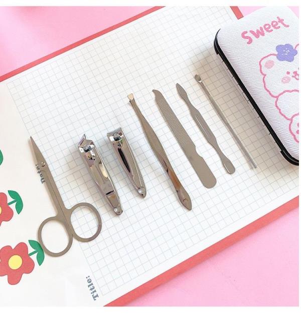 7 Pcs Cartoon Leather Manicure Nail Care Set